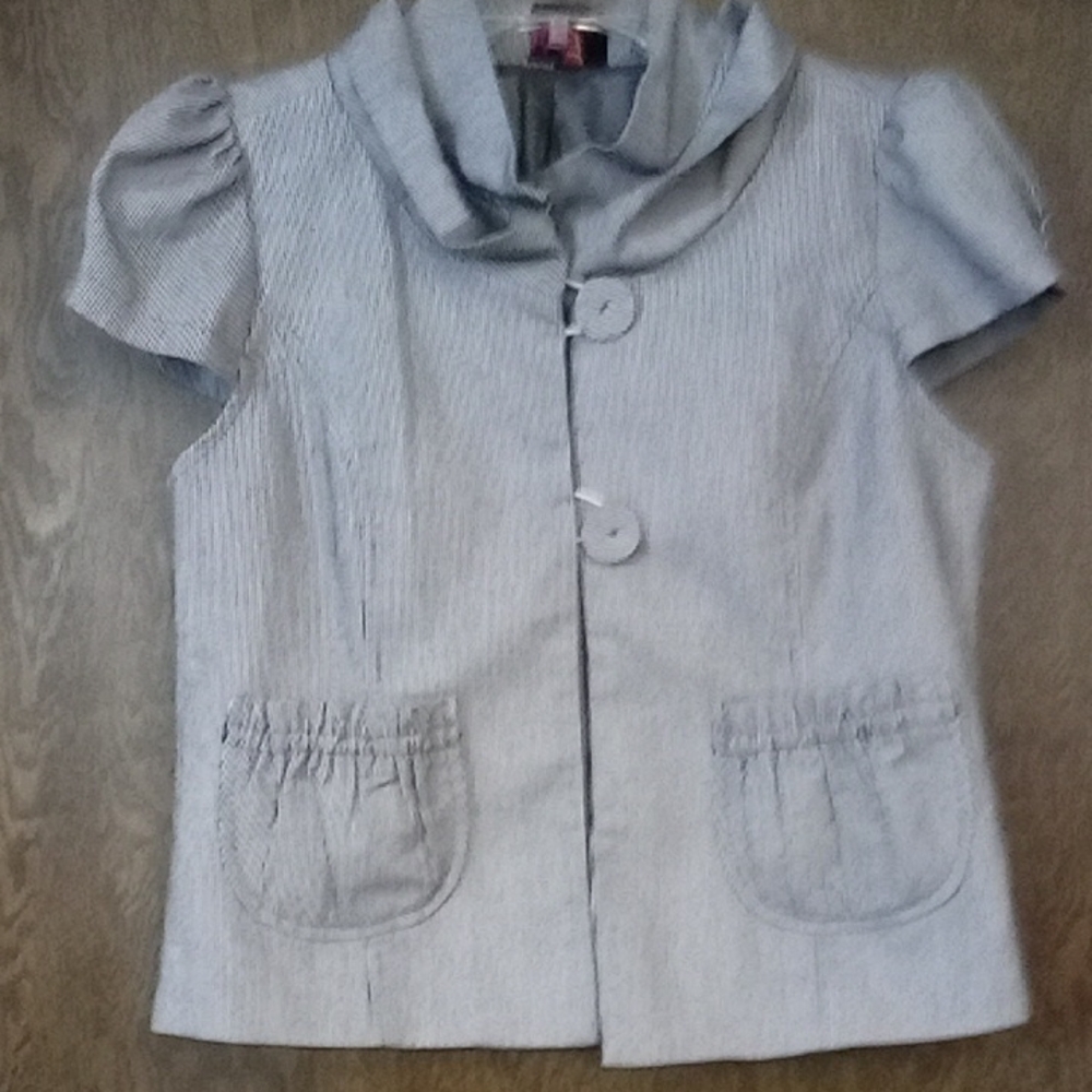 Forever 21 Gray Short Sleeve Blouse